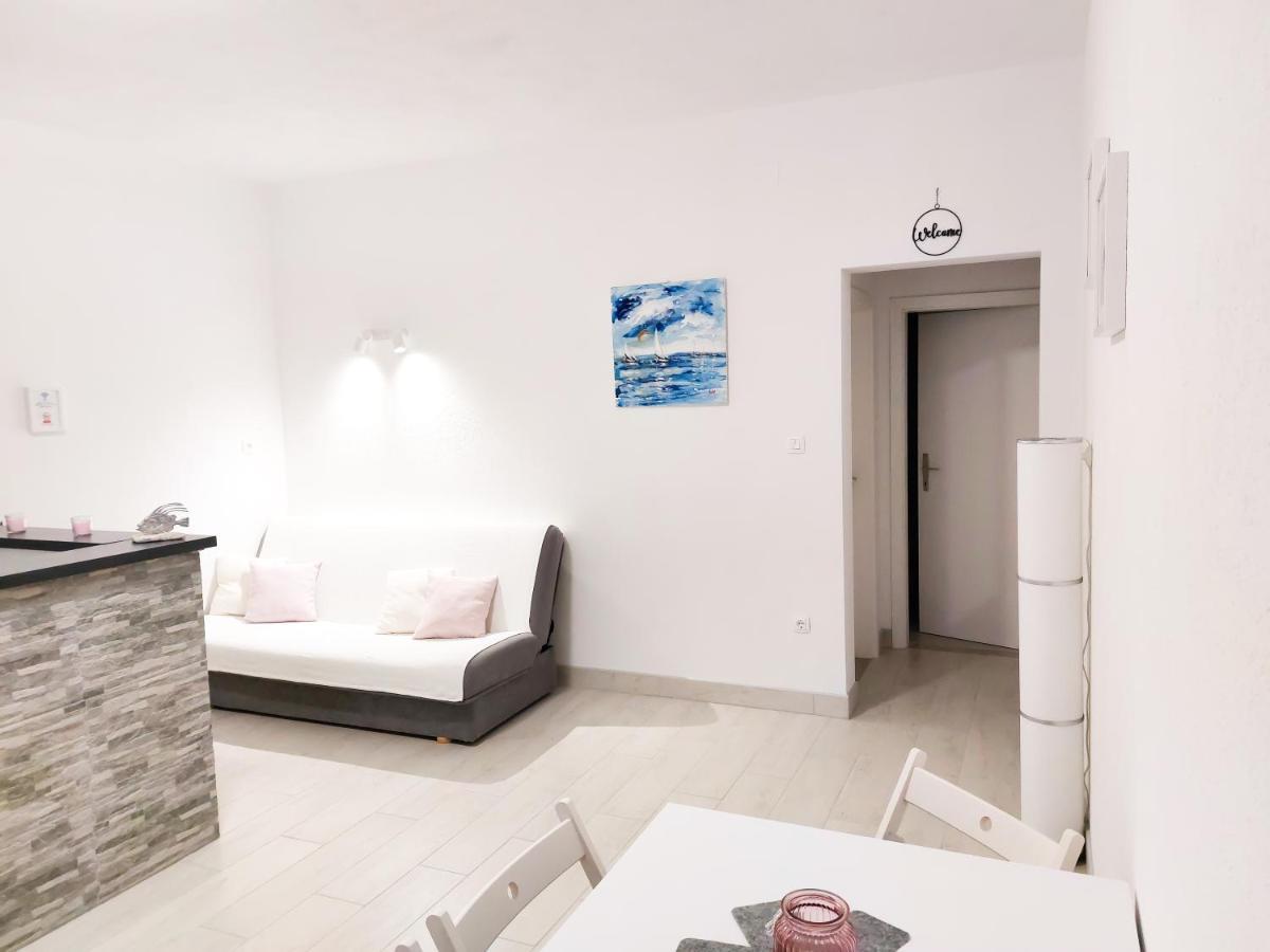 Apartment Bol - Sea, Sand And Happiness Exterior photo